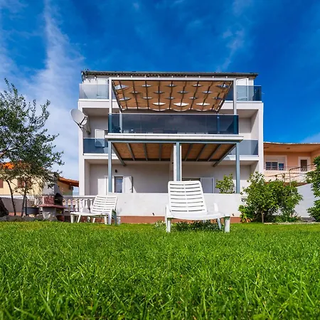 Apartments Lucija Mari Tribalj Exterior foto