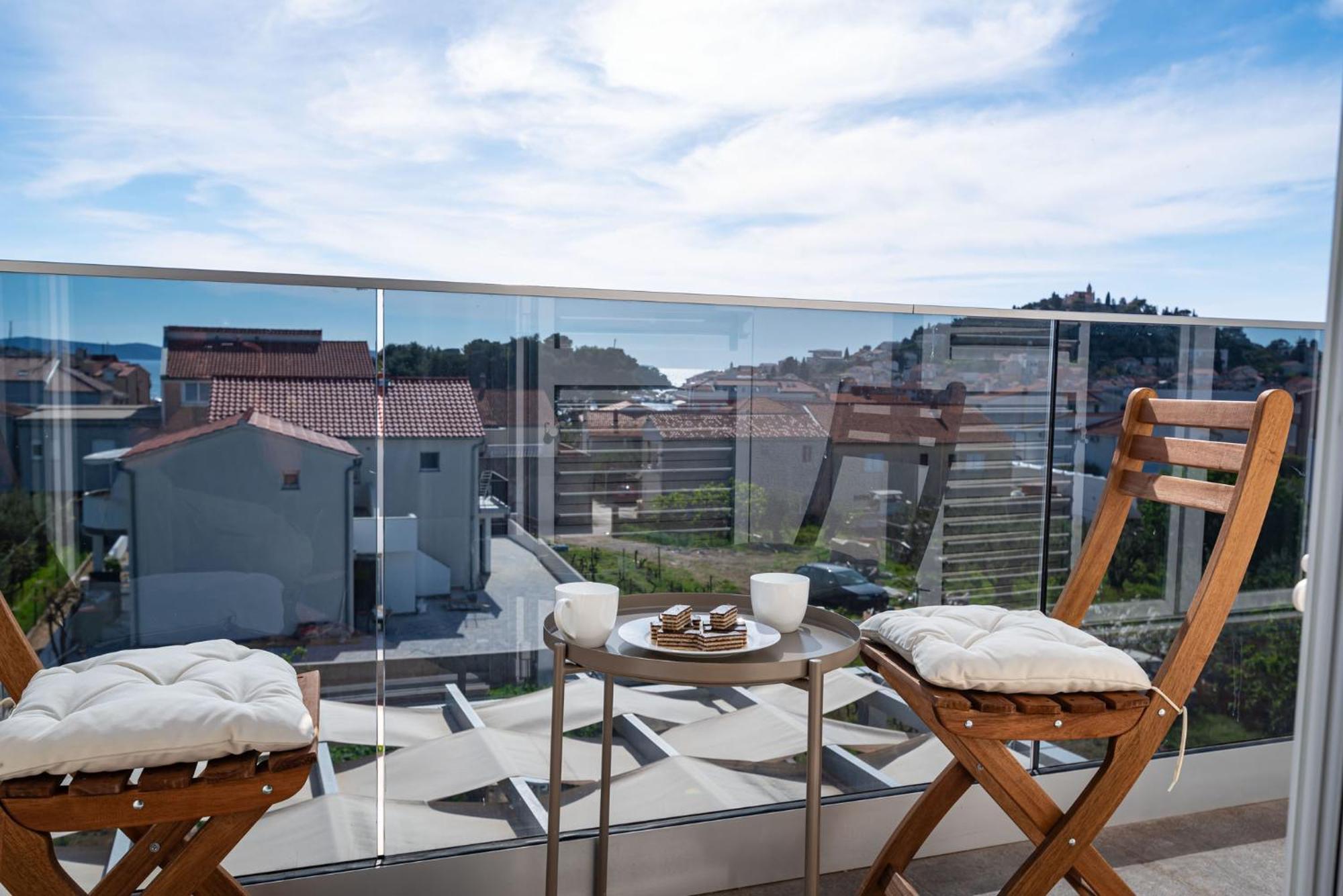 Lucija Mari Apartment