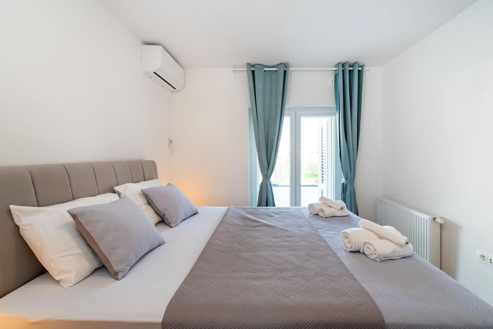 Lucija Mari Apartment