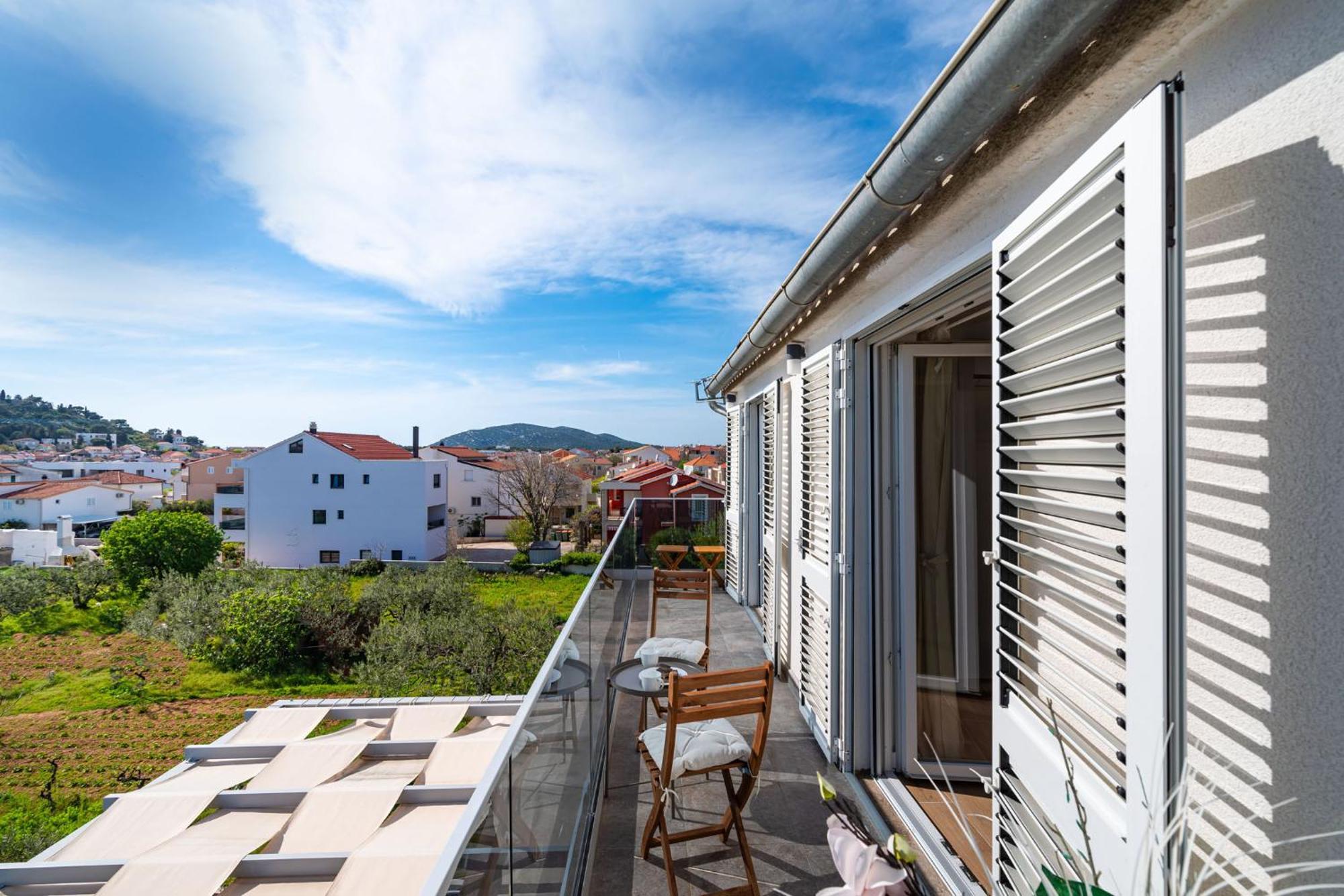 Apartment Lucija Mari Tribunj (Sibenik-Knin)