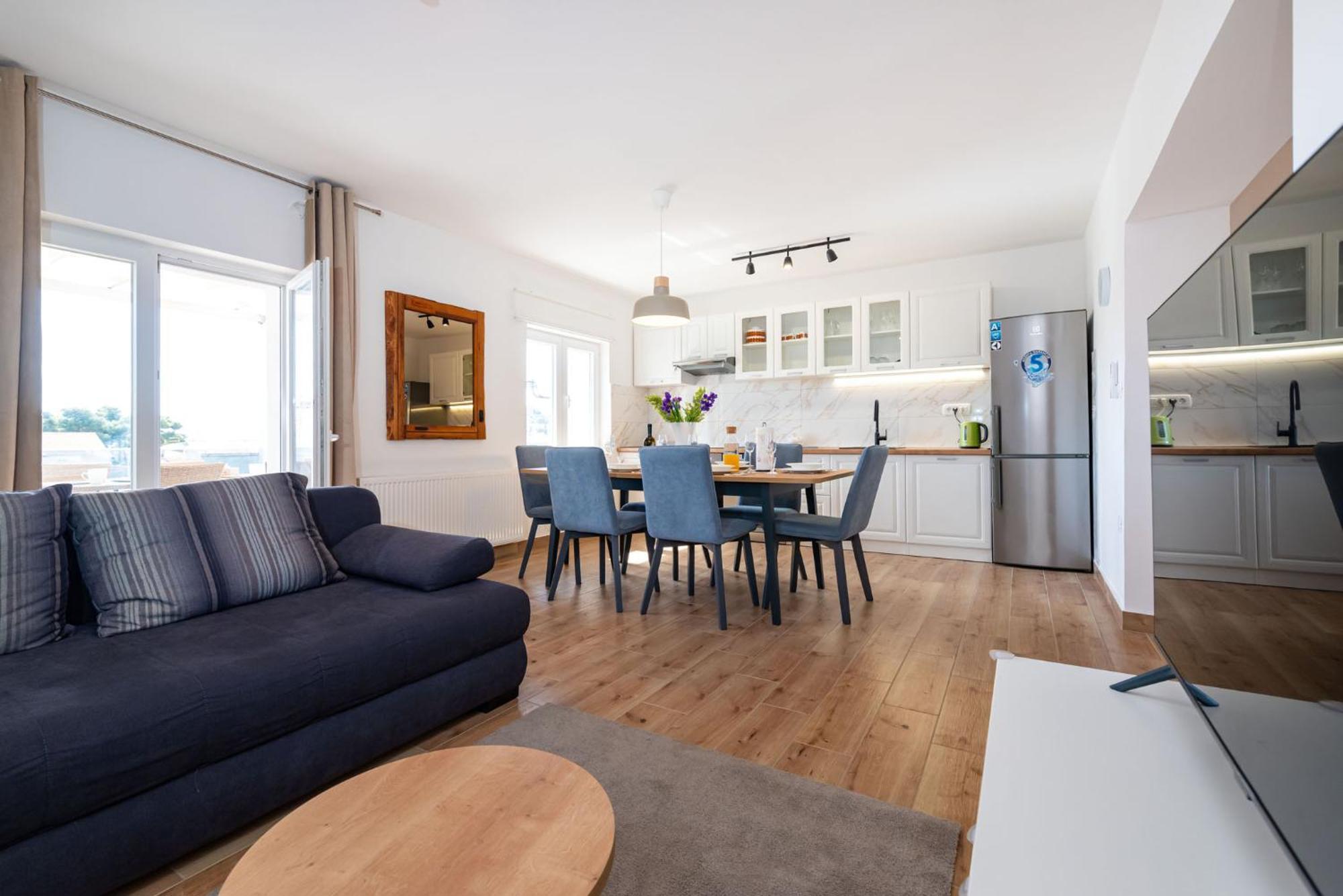 Lucija Mari Apartment Tribunj (Sibenik-Knin)