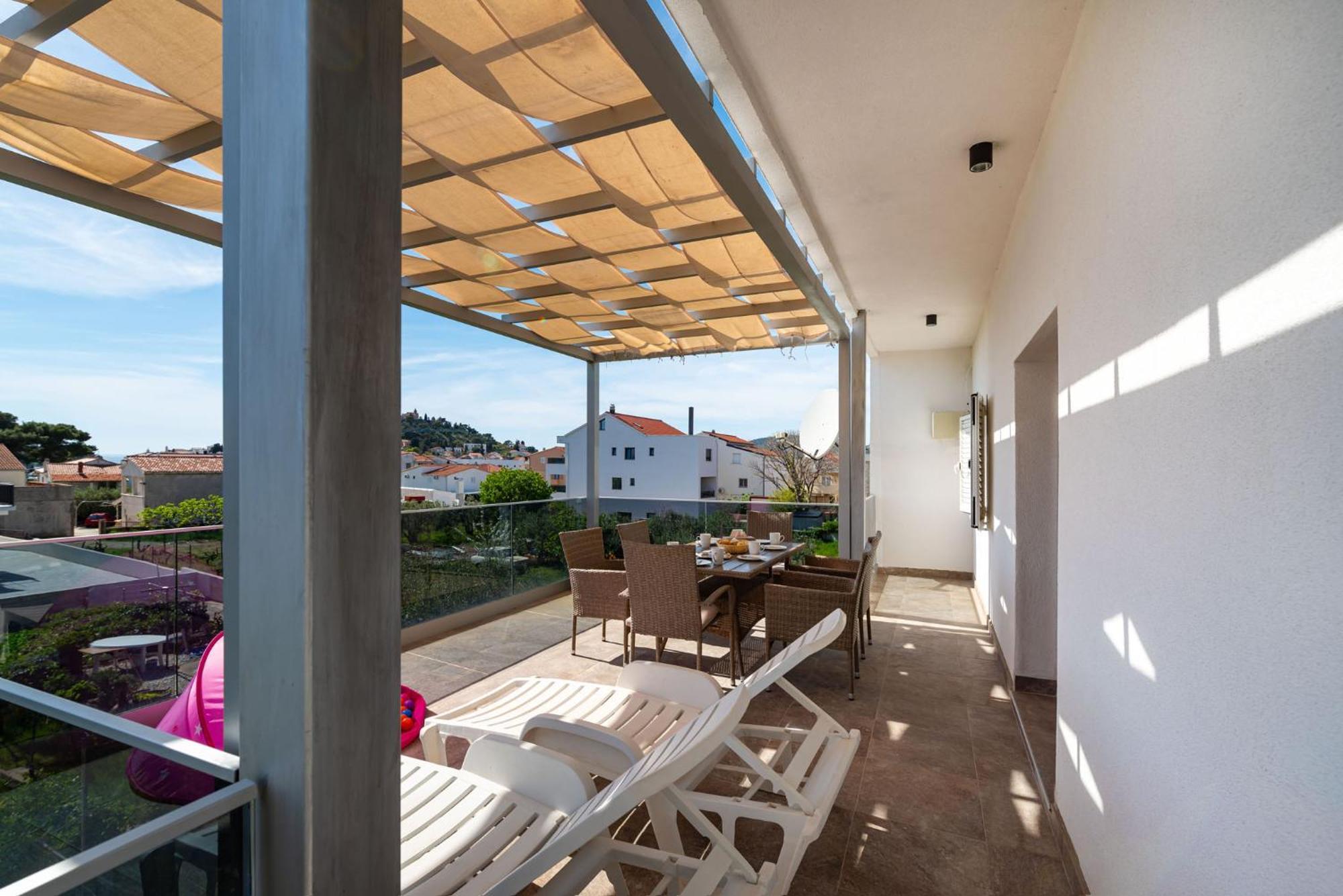 Lucija Mari Apartment