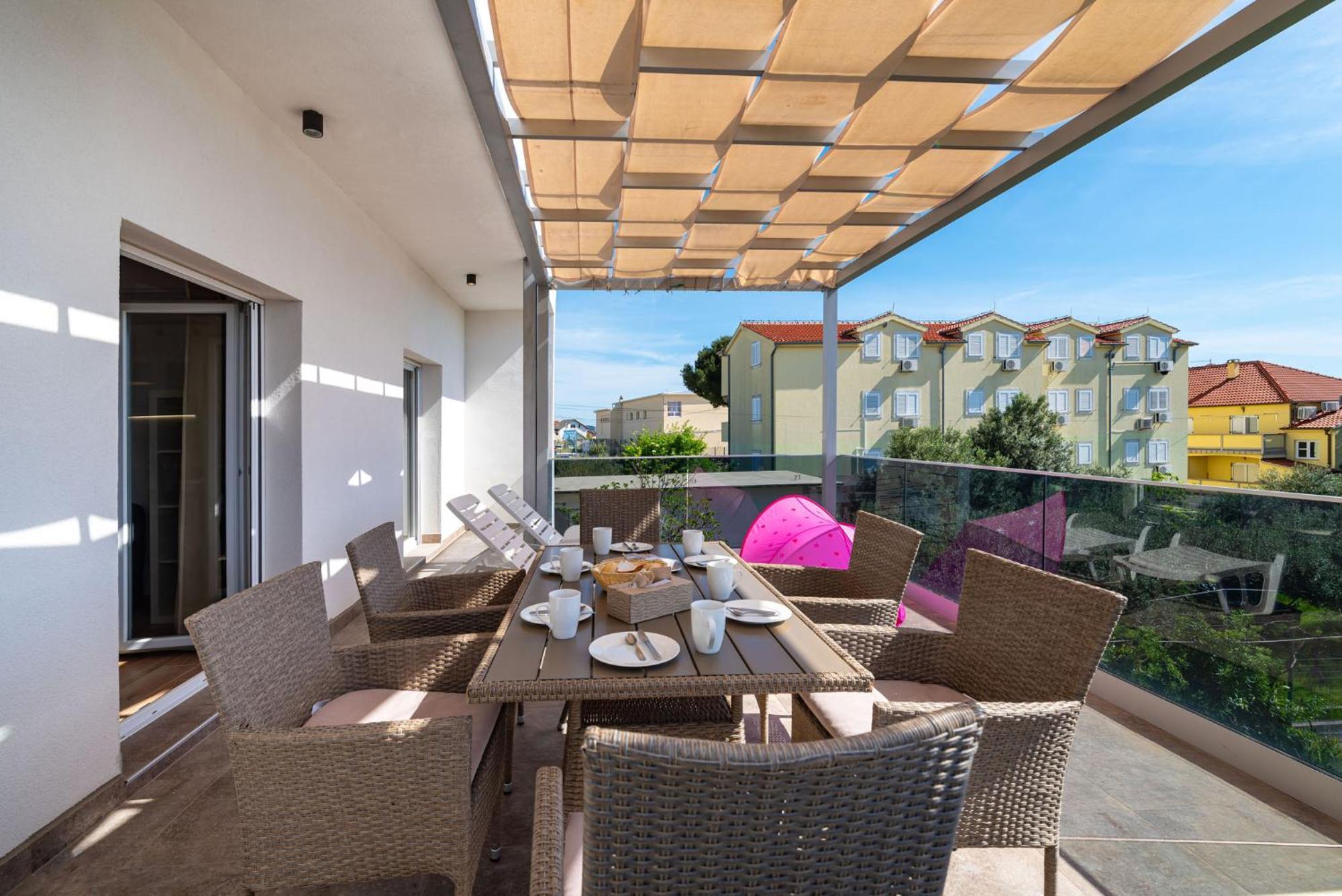 Lucija Mari Apartment